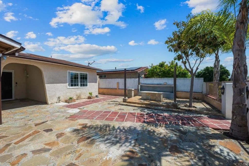 Photo of 4608 Calle De Retiro, Oceanside, CA 92057 (MLS # PTP2602929)