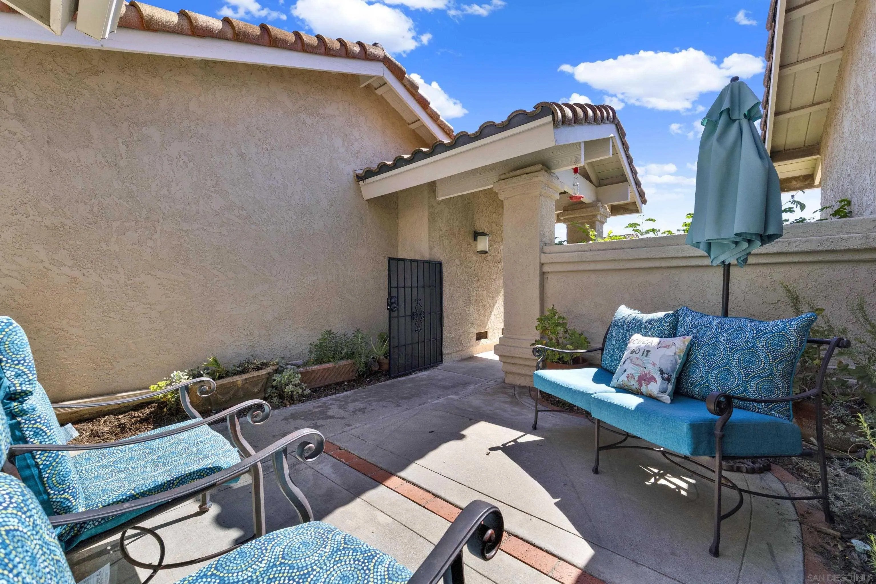 15636 Via Calanova