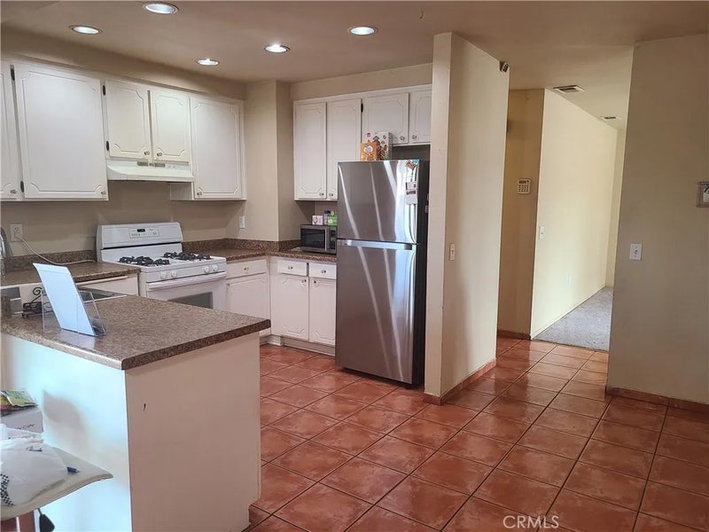 2915 Westchester
