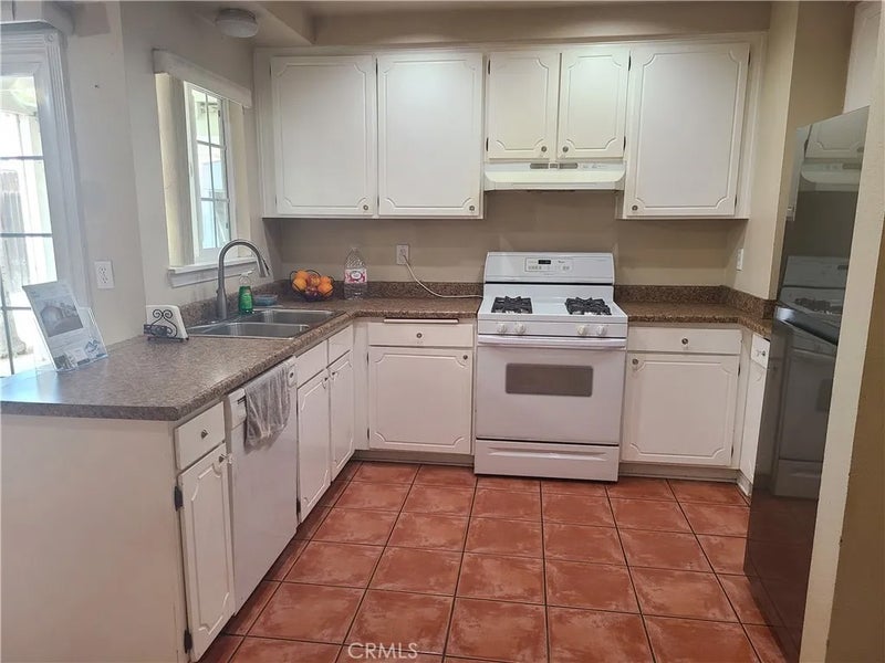 2915 Westchester