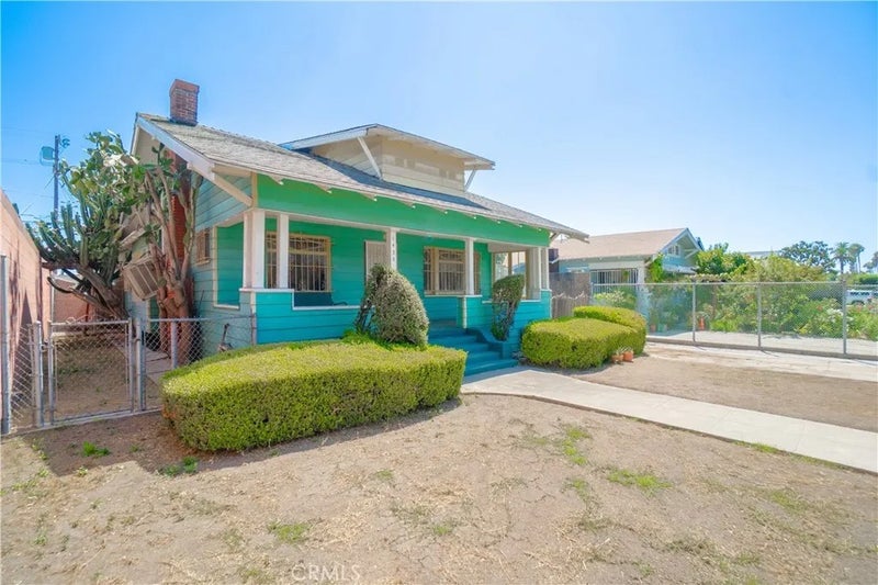 1430 W 51st