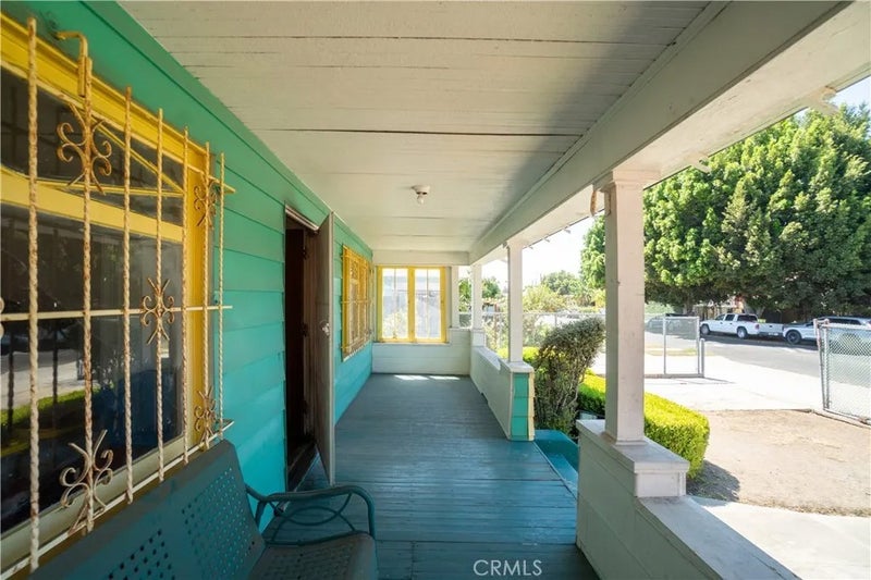 1430 W 51st