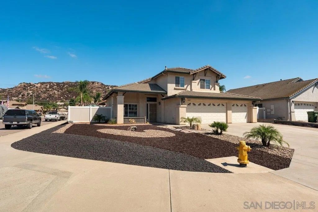 Photo of 11212 Callio Way, Lakeside, CA 92040 (MLS # 250040295)