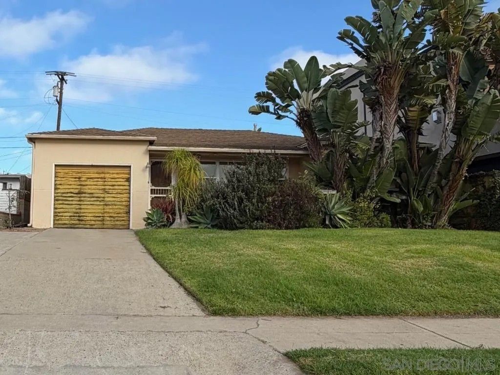 Photo of 3945 Haines St, San Diego, CA 92109 (MLS # 250045089)