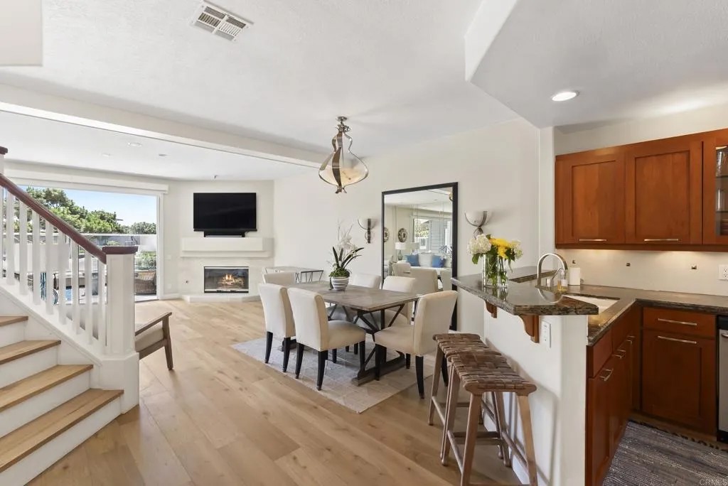 2921 Sandy Pointe 3