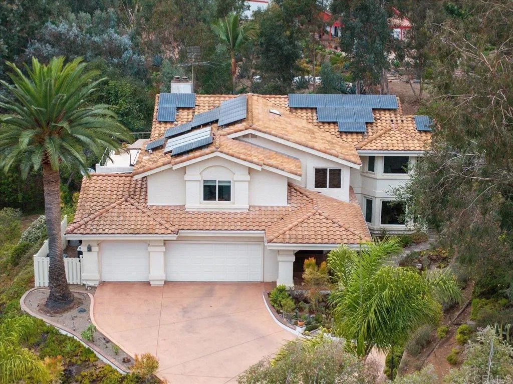 3439 Via Loma Vista
