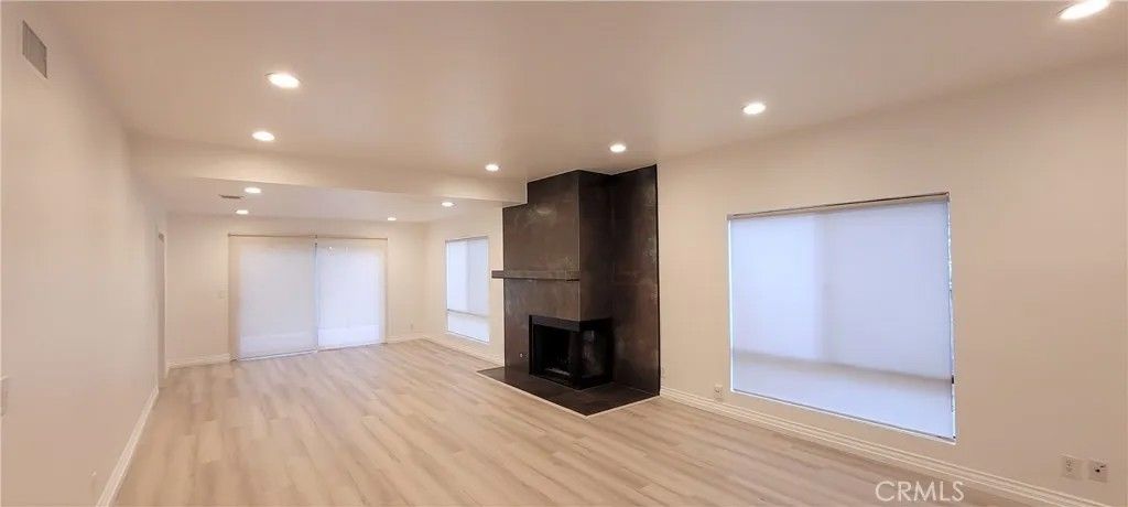 Photo of 23310 Weller Place, Woodland Hills, CA 91367 (MLS # AR26073649)