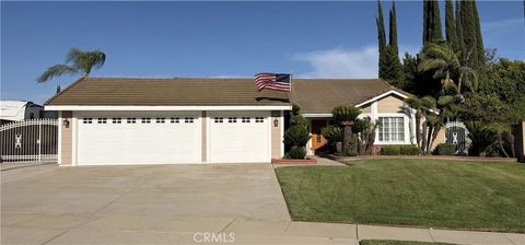 Photo of 2056 N Coolcrest Avenue, Upland, CA 91784 (MLS # CV26131866)