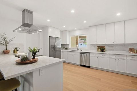 646 Barsby St Vista CA 92084