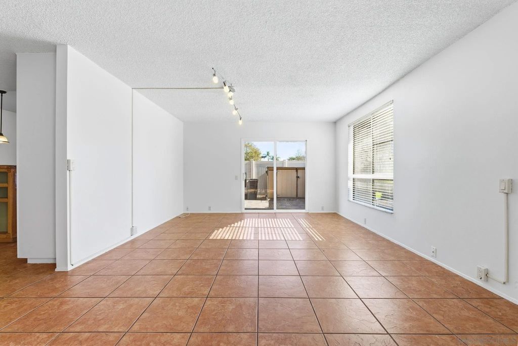 Photo of 262 Rancho Drive #C, Chula Vista, CA 91911 (MLS # 2600941)