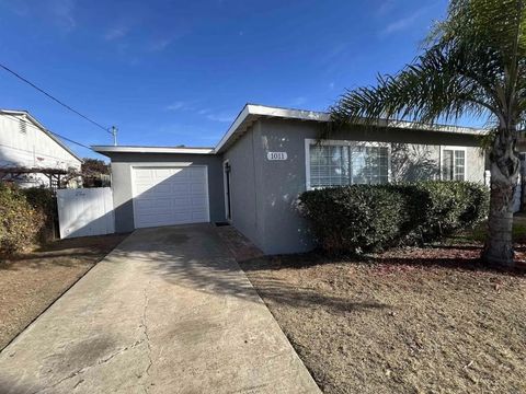 1011 12th Street Imperial Beach CA 91932