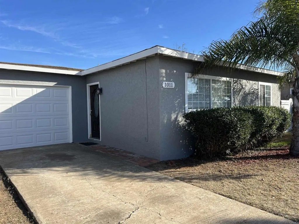 Photo of 1011 12th Street, Imperial Beach, CA 91932 (MLS # PTP2509334)
