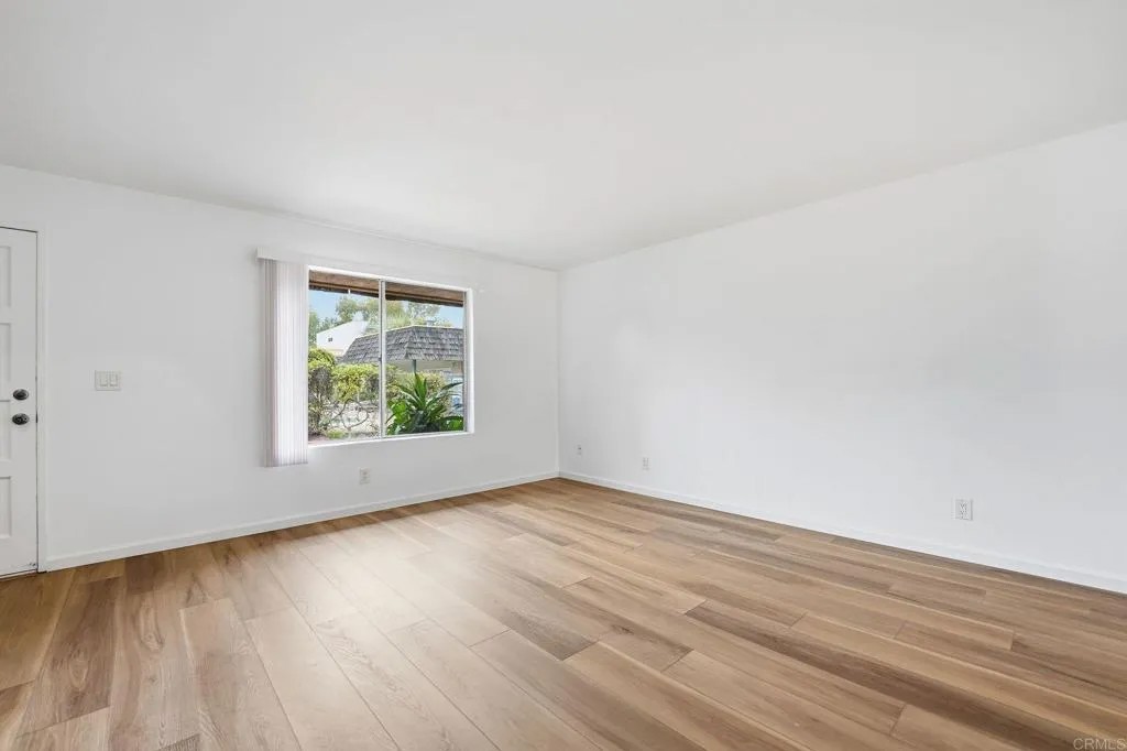 1241 Hollister Street