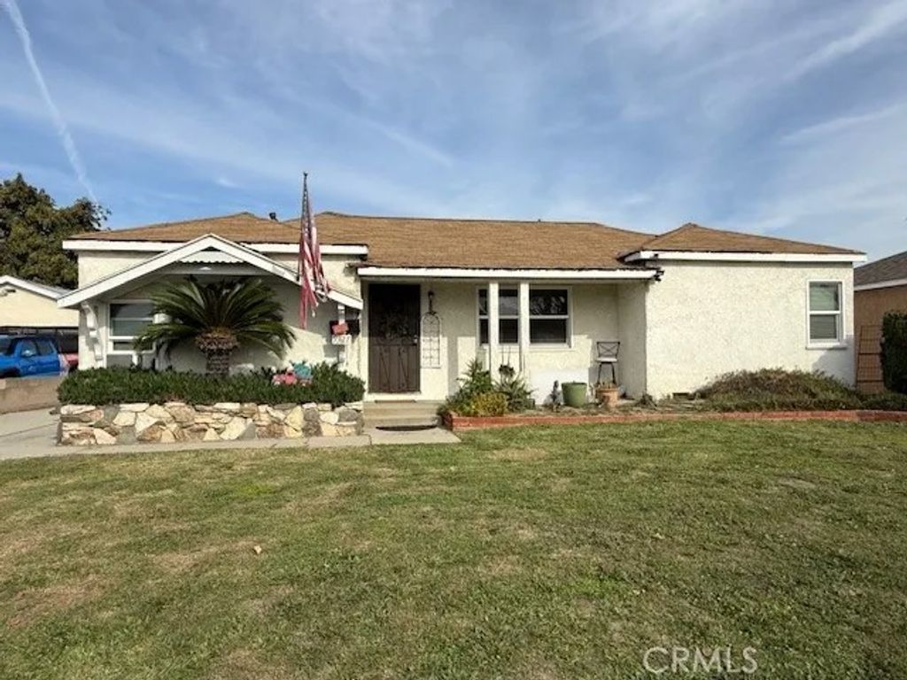 Photo of 9327 Faywood St, Bellflower, CA 90706 (MLS # PW26017449)