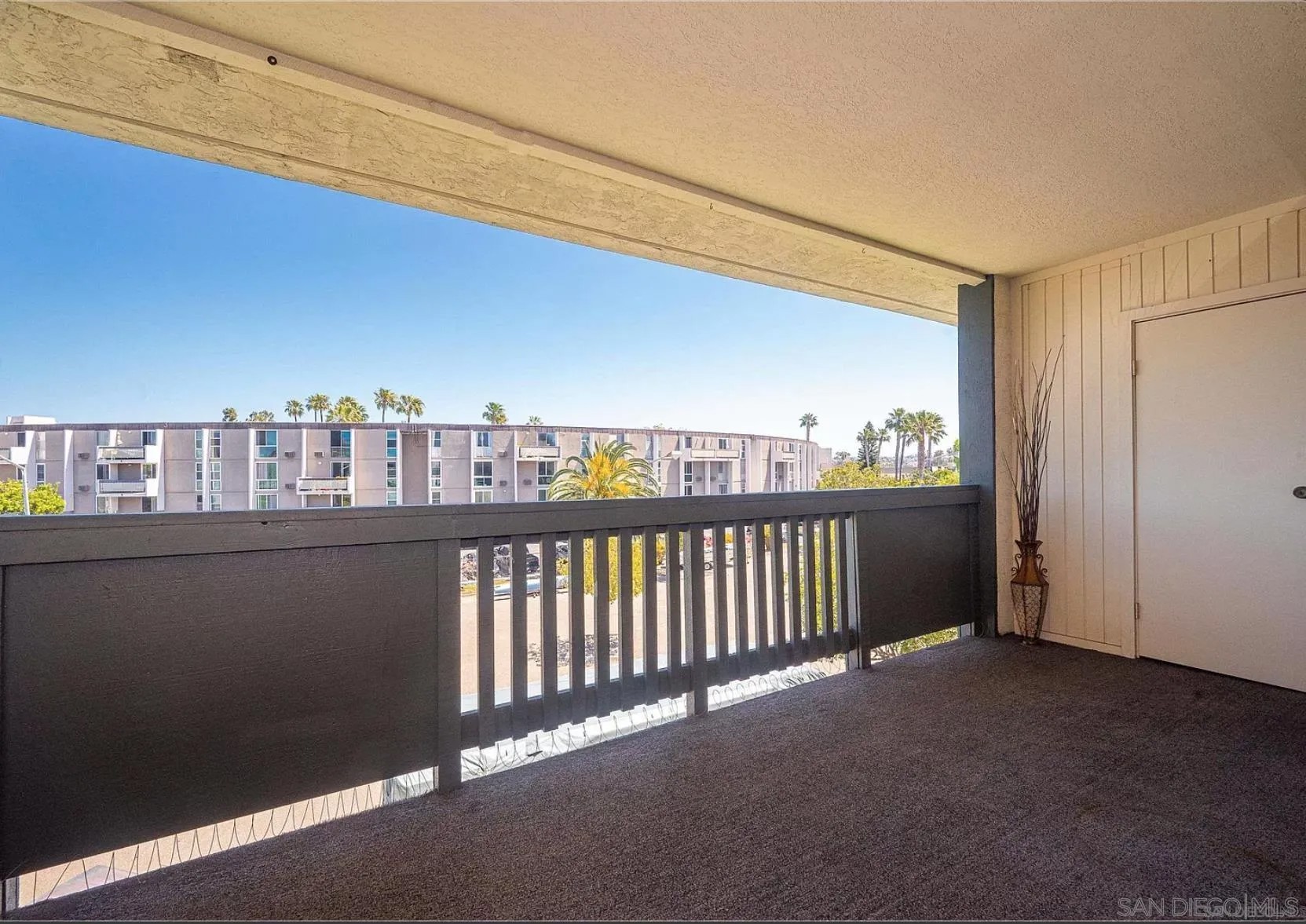 3098 Rue Dorleans 325