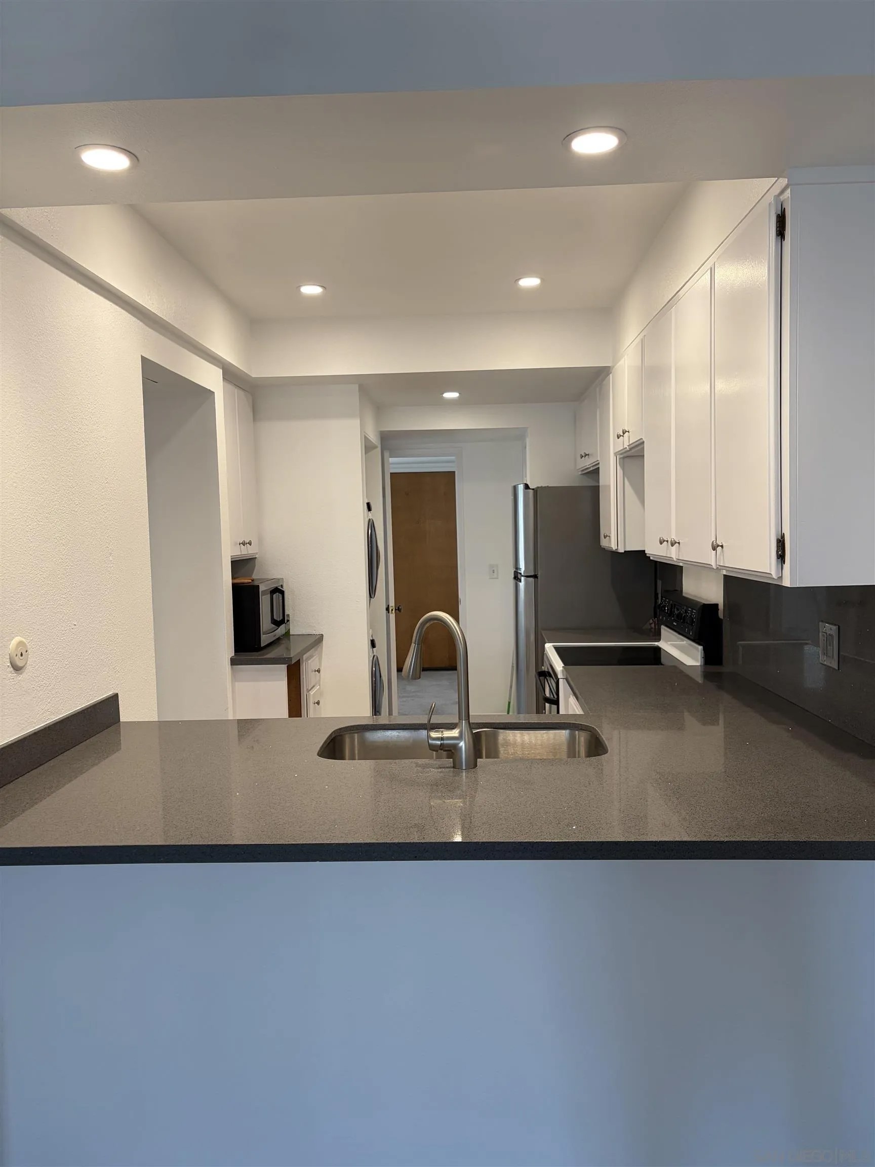 3098 Rue Dorleans 325