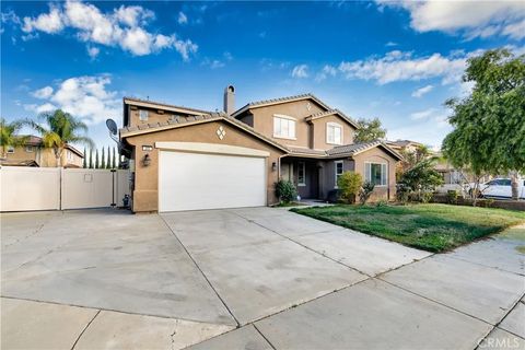 Photo of 284 Hanoverian Dr, Hemet, CA 92545 (MLS # OC25277679)