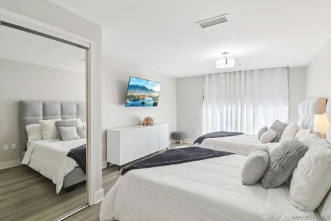 Tiny photo for 645 Front St #104, San Diego, CA 92101 (MLS # 250036467)