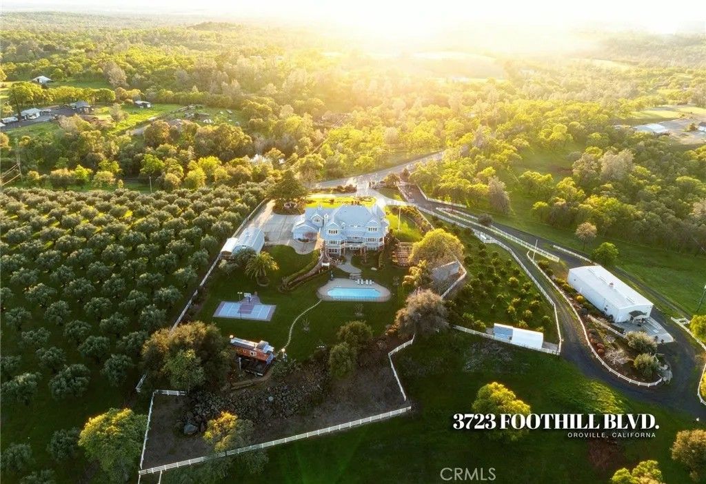 Photo of 3723 Foothill Boulevard, Oroville, CA 95966 (MLS # SN25278784)
