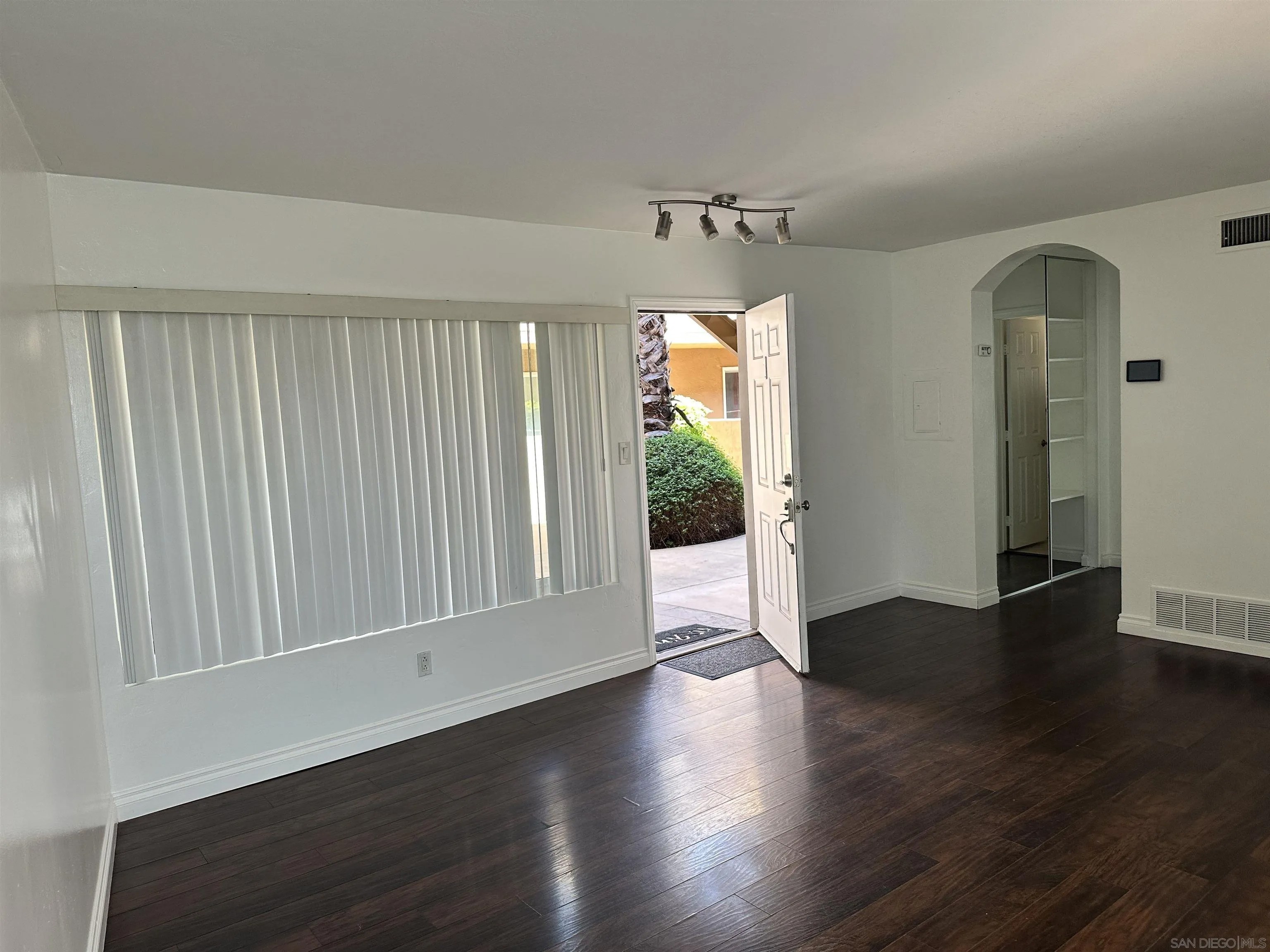 5510 Adelaide Ave. 1