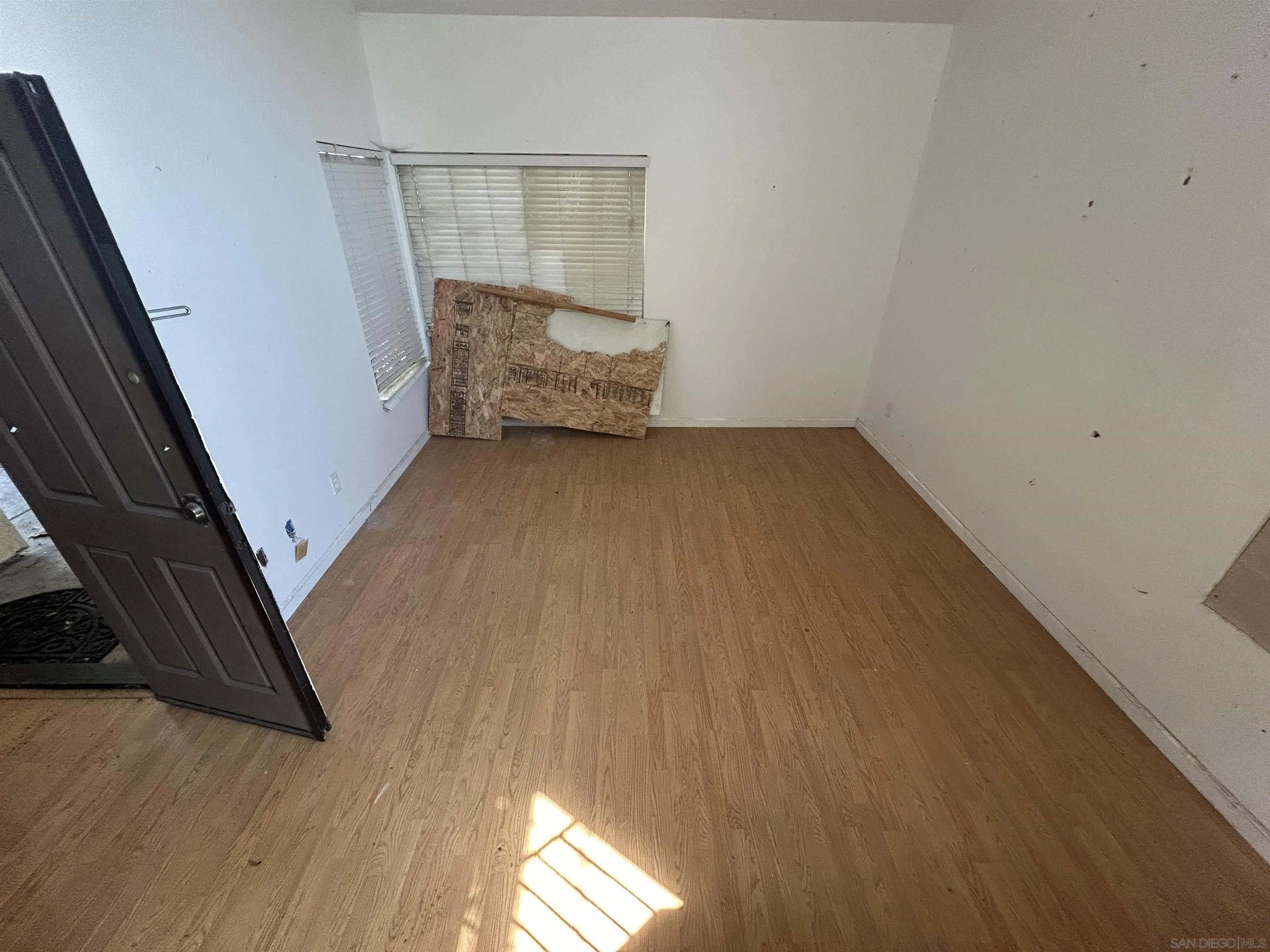 678 Rue Avallon