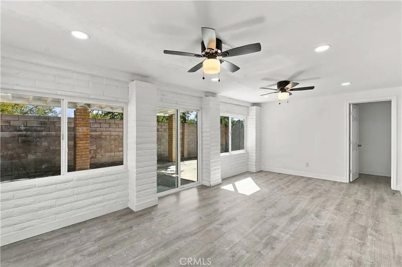 705 N Pepper