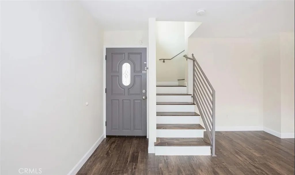 242 W Linden Ave. 201