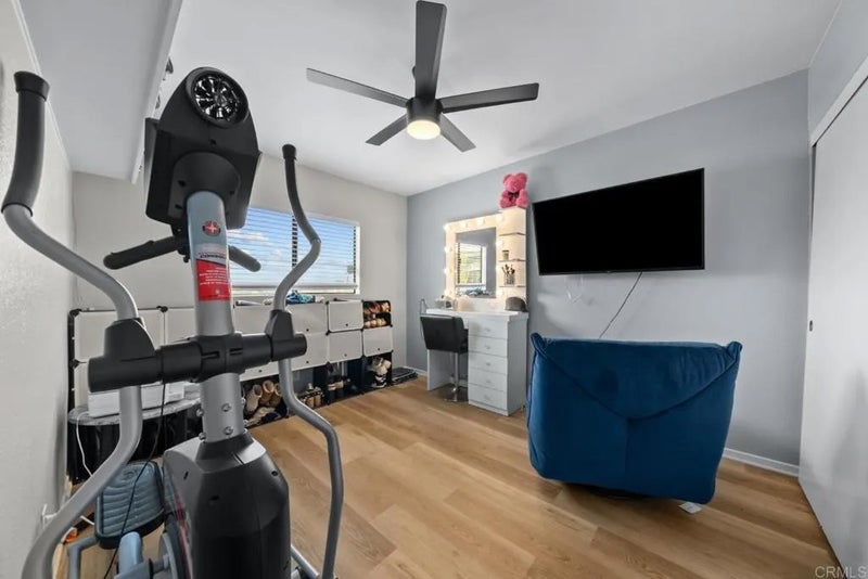 1604 Presioca Street 11