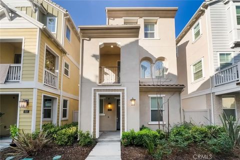 Photo of 612 W Tribella Court, Santa Ana, CA 92703 (MLS # OC26001397)