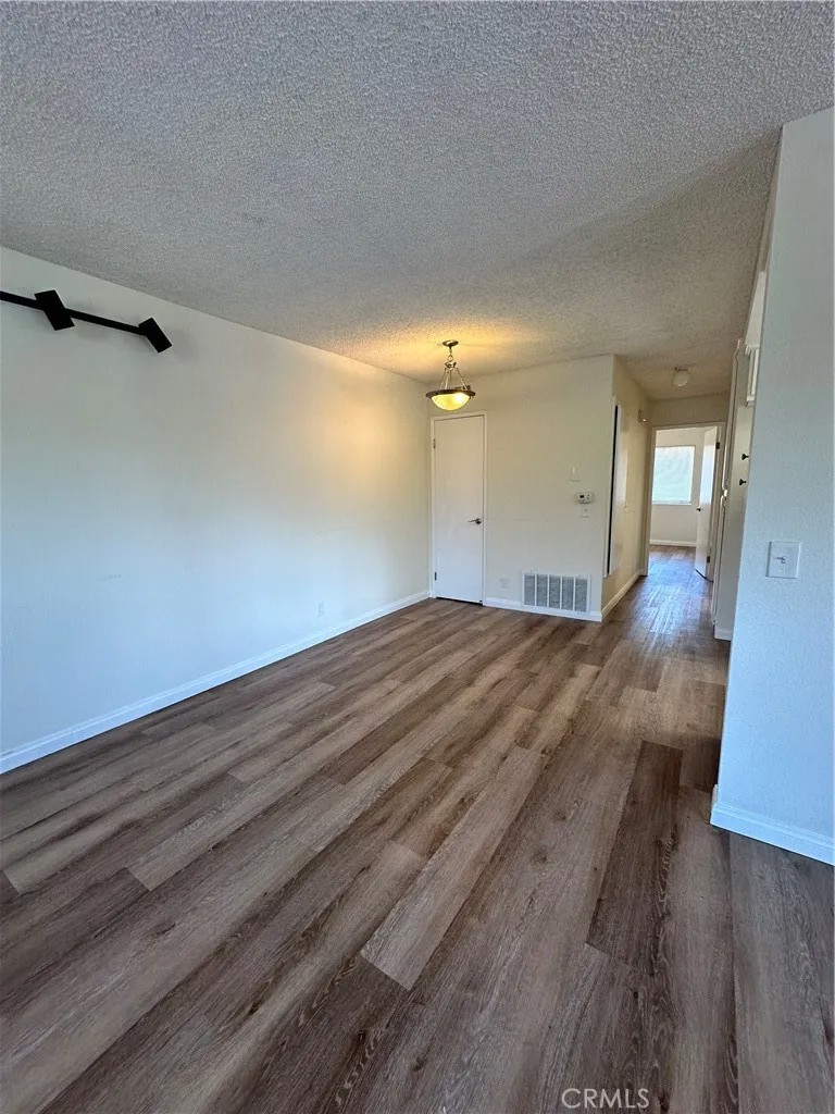 1123 W Sierra Madre Avenue 4