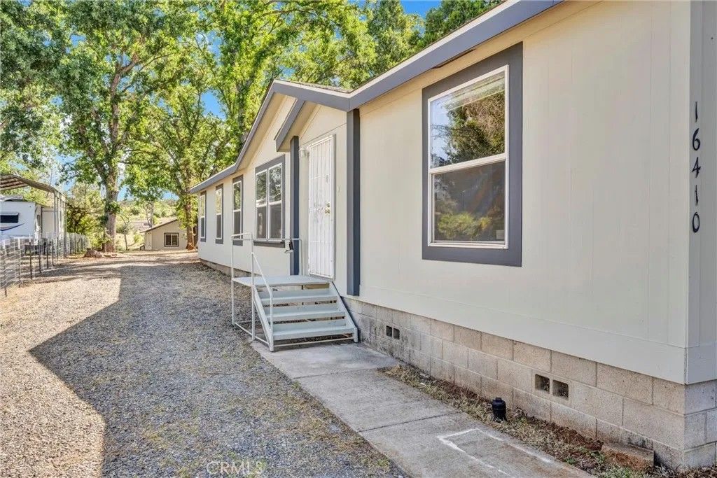 Photo of 16410 Tish A Tang Road, Lower Lake, CA 95457 (MLS # LC25267234)