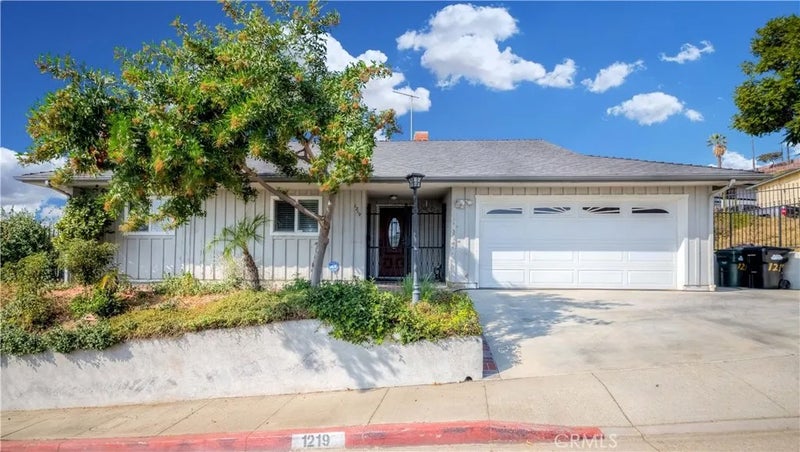 1219 Dell Drive