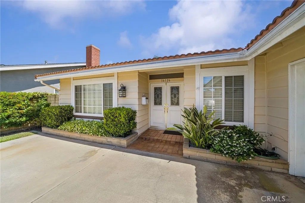 Photo of 16126 Challis St, Fountain Valley, CA 92708 (MLS # OC26089331)