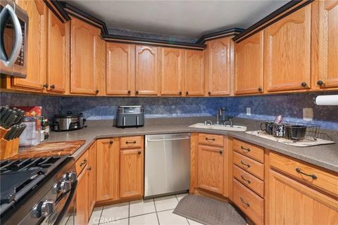 Tiny photo for 913 E Virginia Way, Barstow, CA 92311 (MLS # IG25270495)