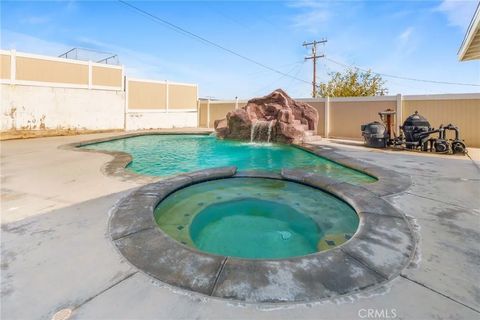 Tiny photo for 913 E Virginia Way, Barstow, CA 92311 (MLS # IG25270495)