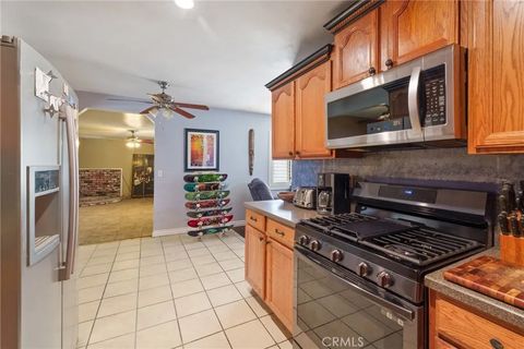 Tiny photo for 913 E Virginia Way, Barstow, CA 92311 (MLS # IG25270495)