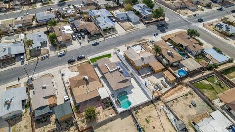 Tiny photo for 913 E Virginia Way, Barstow, CA 92311 (MLS # IG25270495)