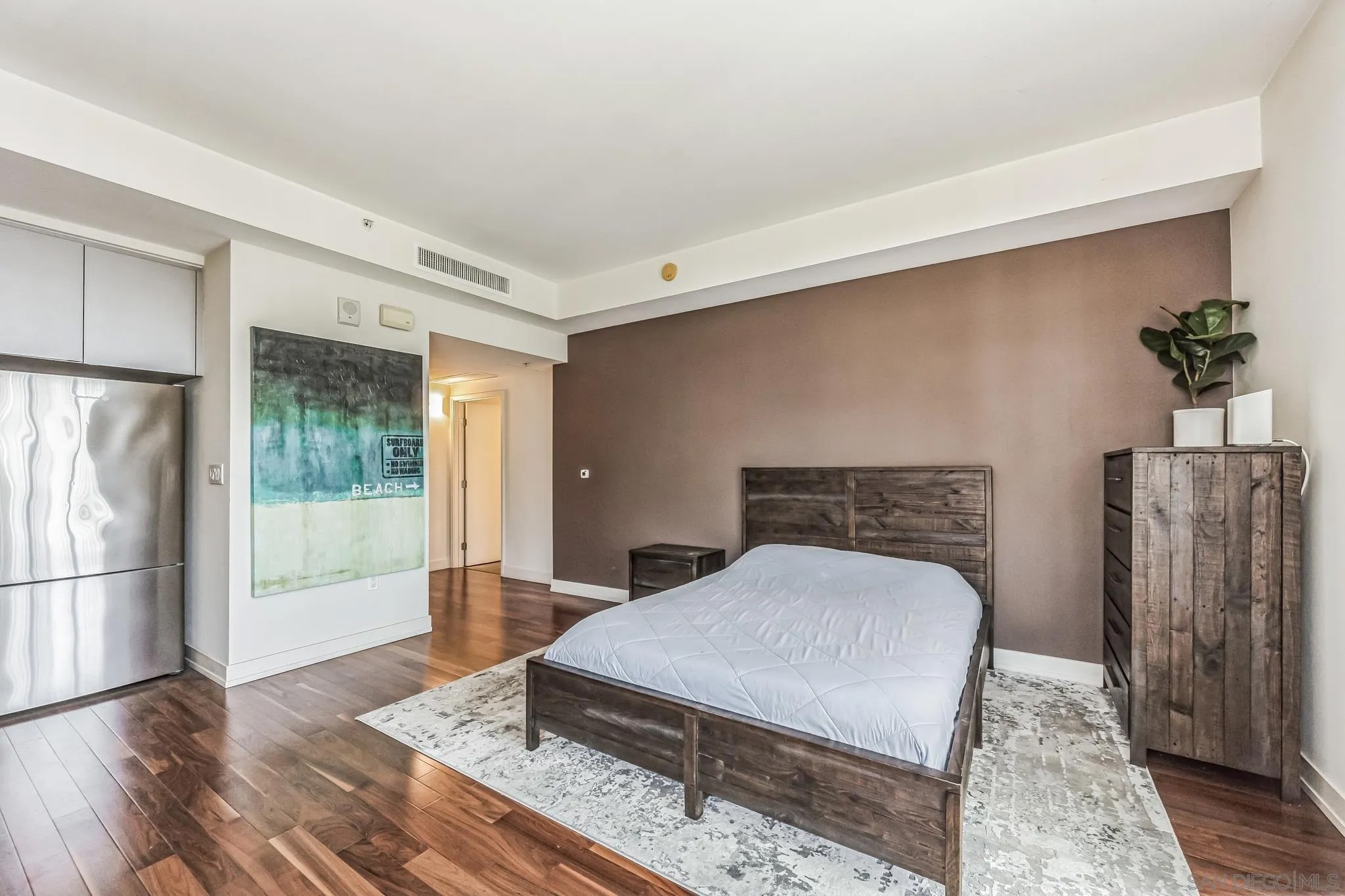 575 6Th Ave 409
