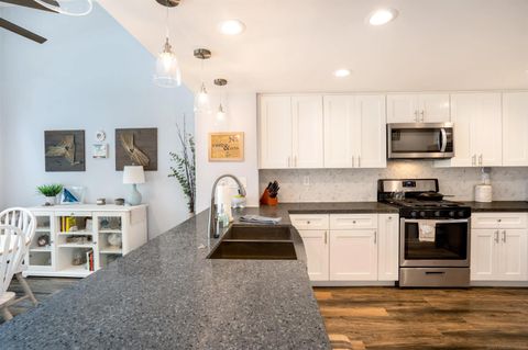 Tiny photo for 13286 Creek Park Ln, Poway, CA 92064 (MLS # 250044761)