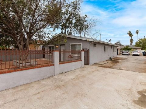 Photo of 15131 Polk, Sylmar, CA 91342 (MLS # SR26008155)