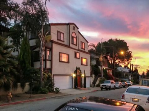 Photo of 4220 Toland Way, Los Angeles, CA 90065 (MLS # CV26023110)