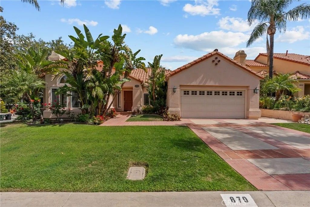 Photo of 870 Pleasant Dale Place, Westlake Village, CA 91362 (MLS # SR26066688)