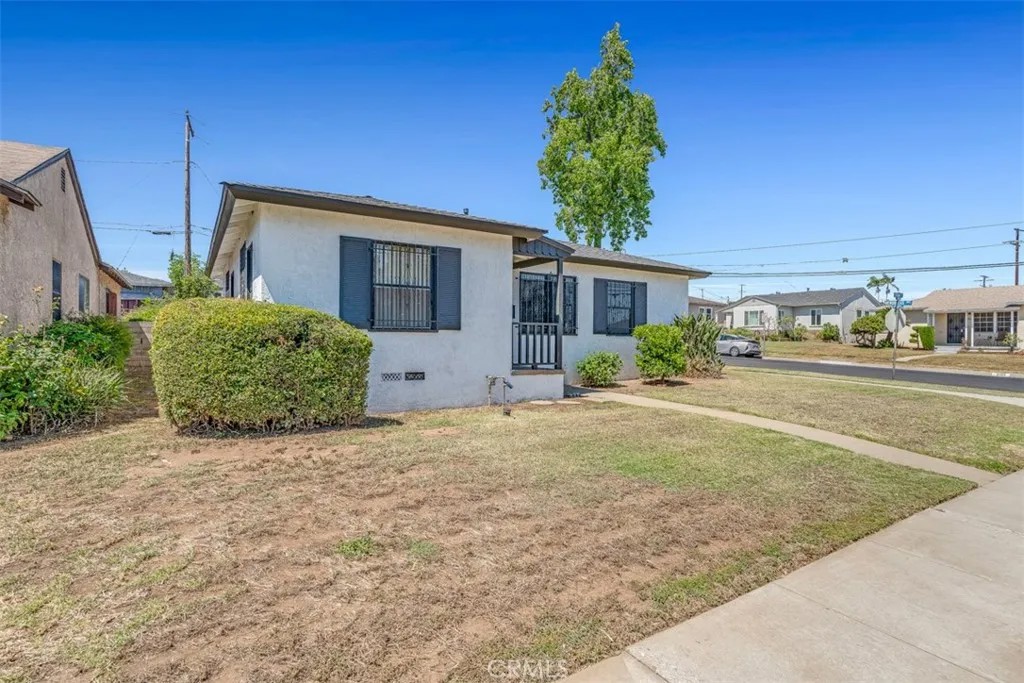 501 W Floral Drive