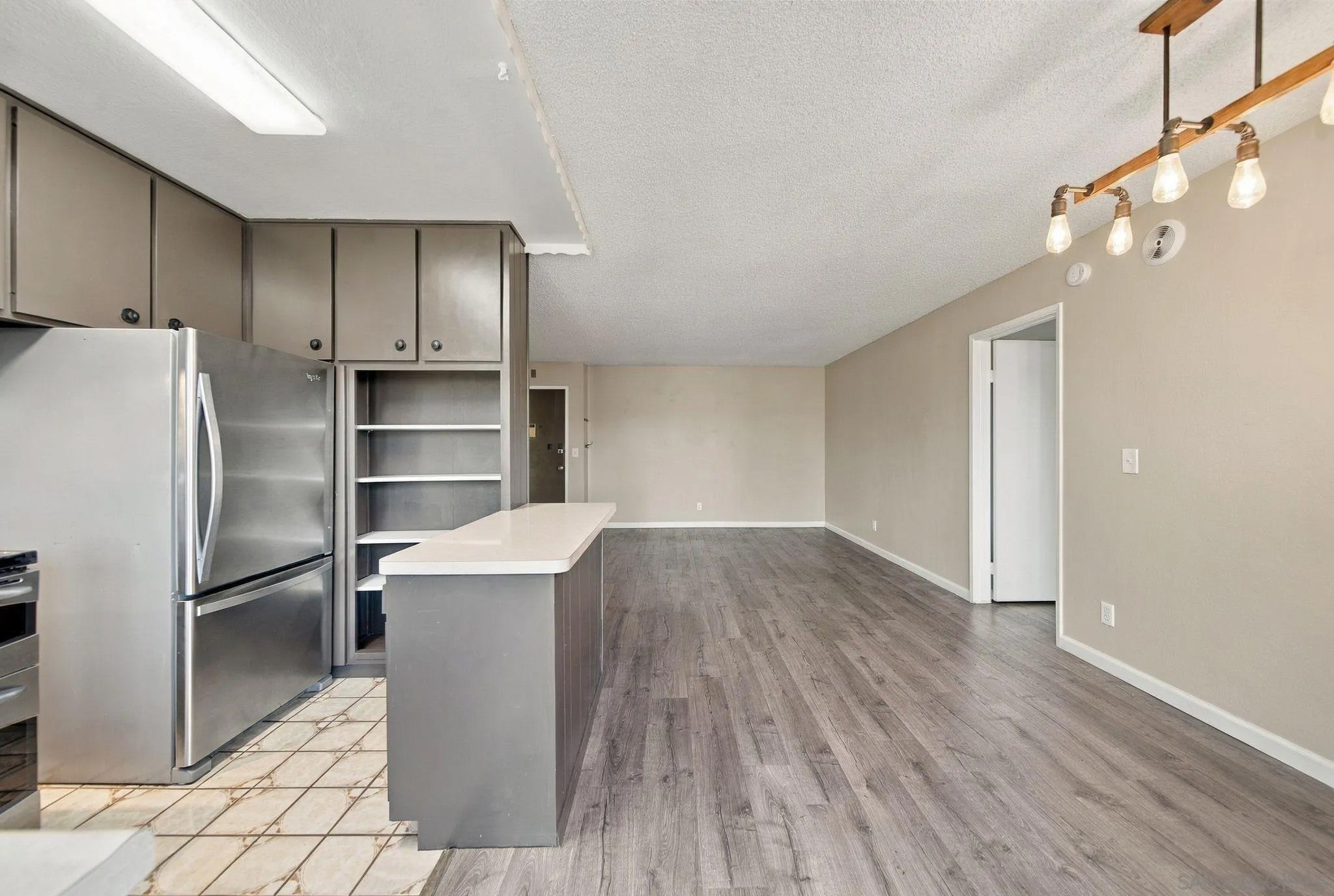 7835 Cowles Mountain Ct B18