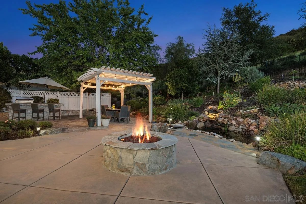 10154 Pinecastle Street