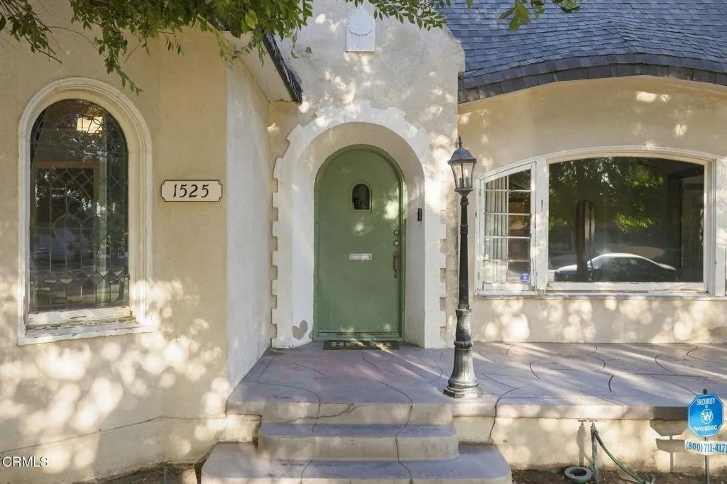 1525 Alta Vista Drive
