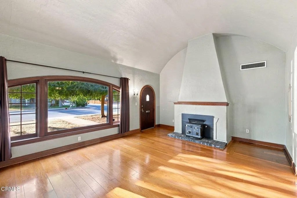 1525 Alta Vista Drive