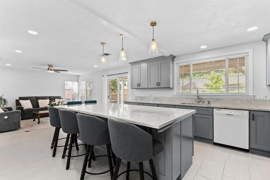 10954 Cool Lake Ter
