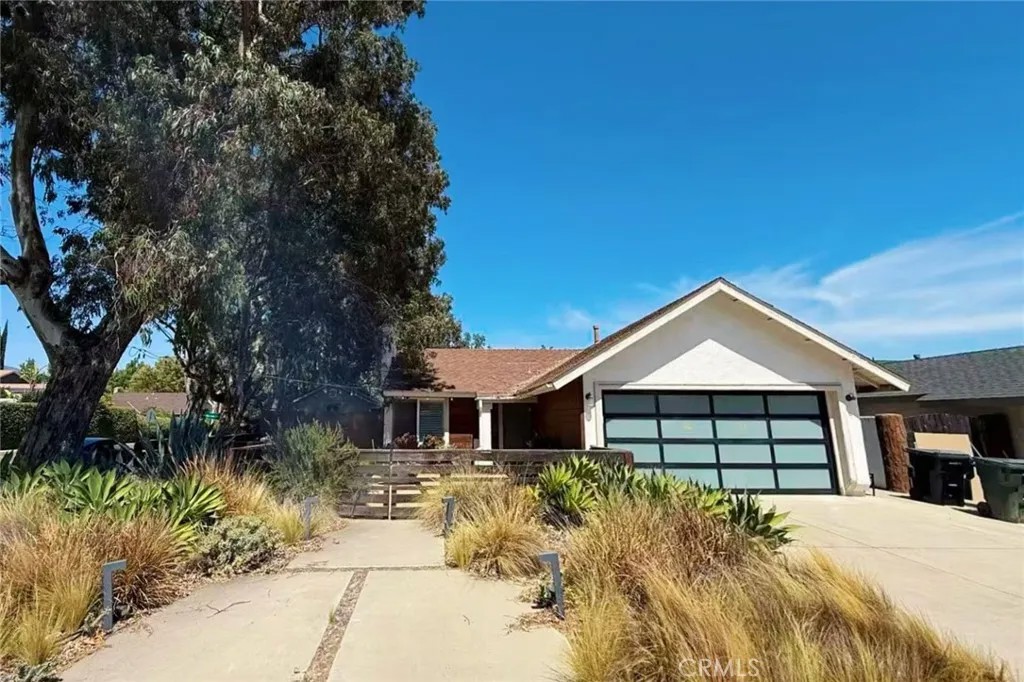 6605 Bamboo Place
