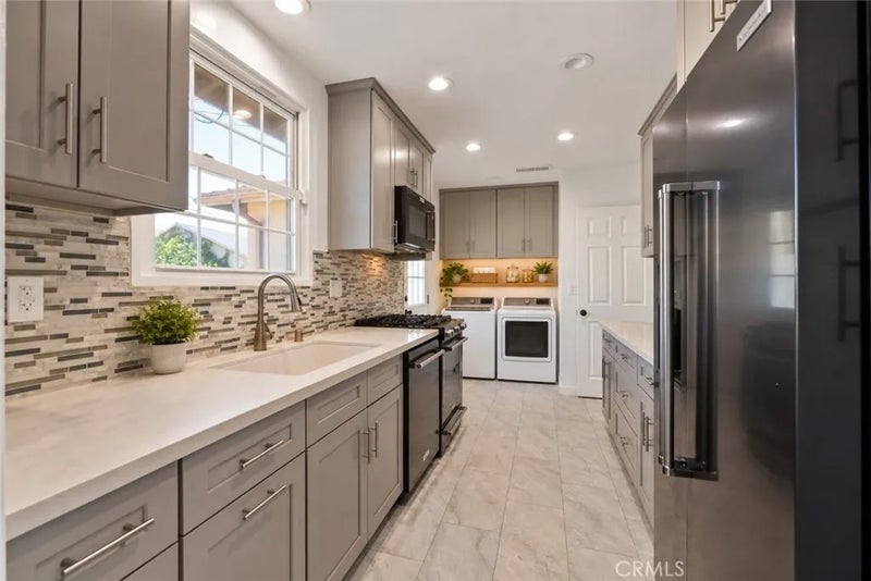 9013 Borson